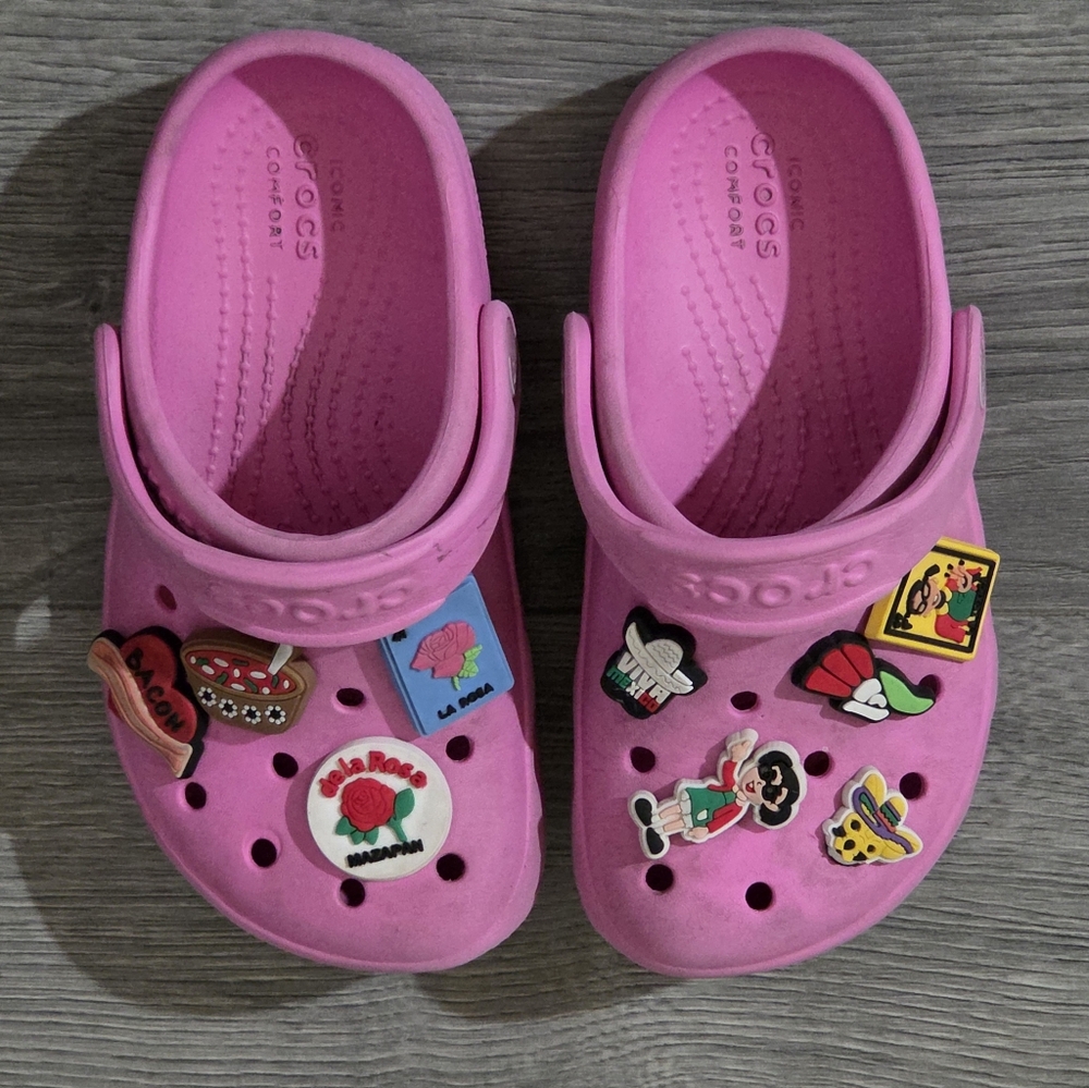 CROCS toddler size 10 - pink